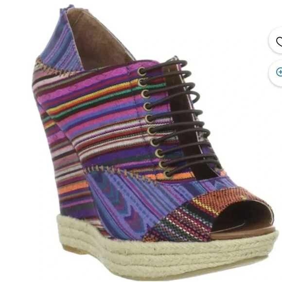 New in box, Chinese Laundry Make My Day Wedge Sandals - Size 9 - Picture 1 of 12